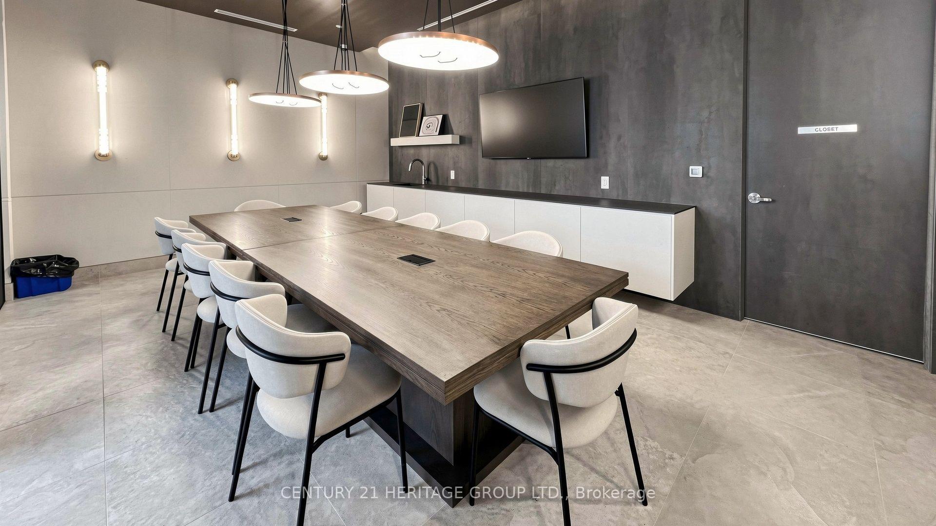 8888 Yonge Street 1401, Richmond Hill, ON | 1554000.00